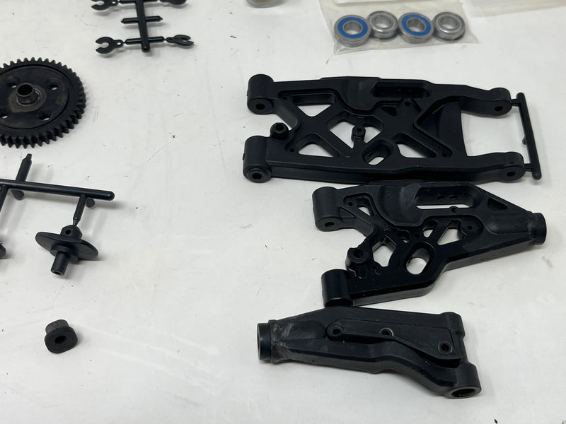 Used RC8B3/B4 Parts Lot