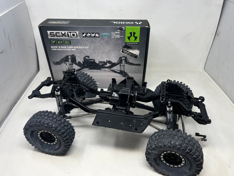 Axial SCX10 III basecamp builders kit assembled, never used