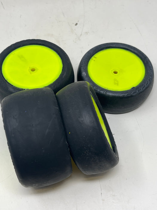 Used Jconcepts Smoothie 2 (Silver) Set of 4