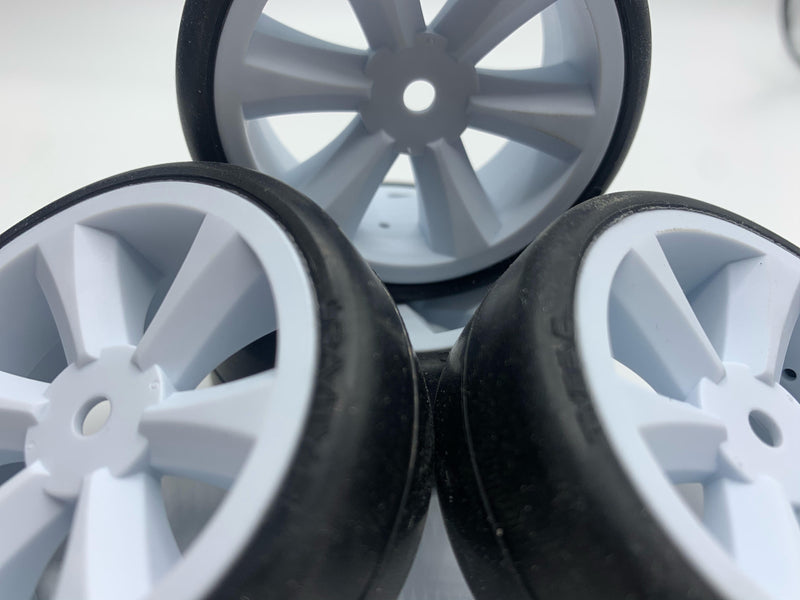 GRC132 Gravity RC G-SPEC Type C Rubber touring car tires , gold dot Gravity RC Edge wheel, White (4)