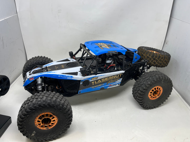 Used Losi Lasernut U4 buggy RTR with 4s battery