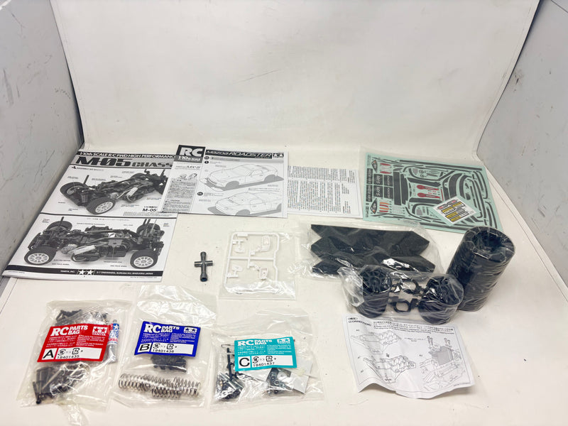 Open Tamiya M-05 Miata Roadster Kit