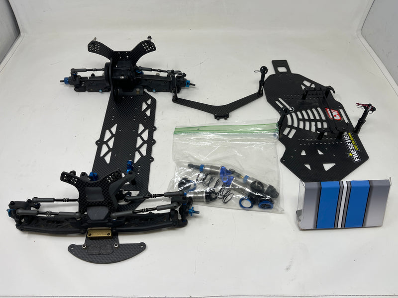 Used Five Seven Designs 2023 Paradigm Rubber tire sprint car with Podium Latemodel/EDM chassis included