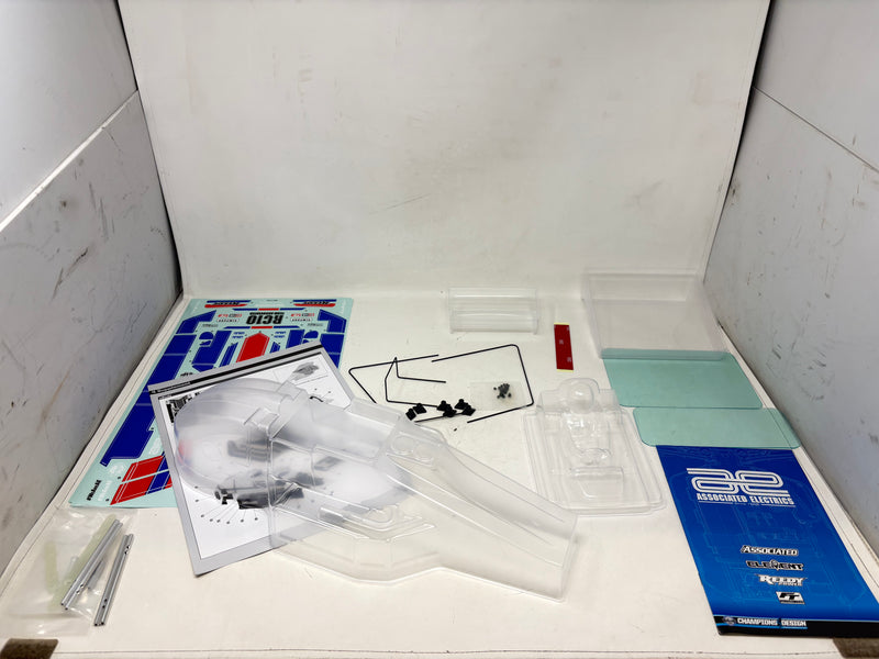 TEAM ASSOCIATED RC10 SPRINT EDITION Complete Sprint Car Body with Extras