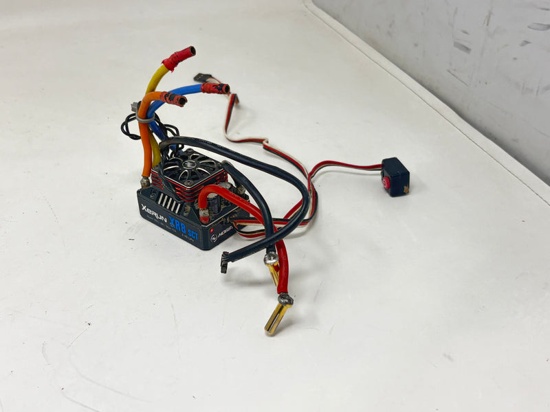 USED Hobbywing XR8 SCT
