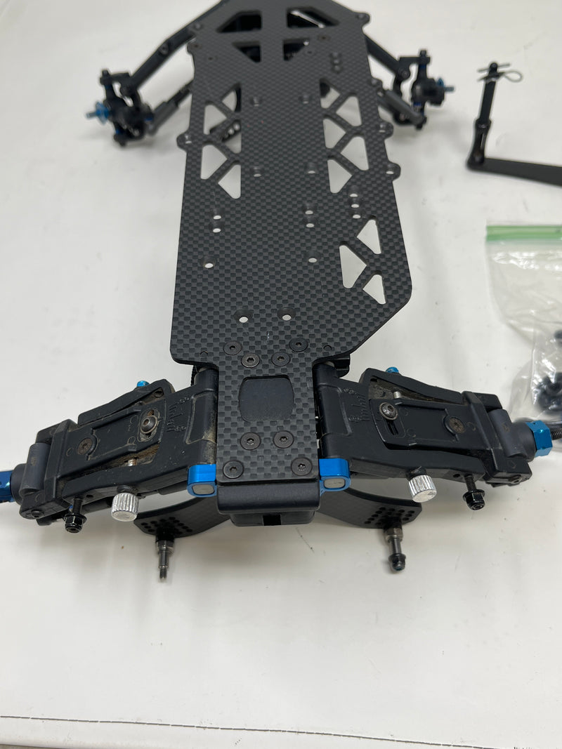 Used Five Seven Designs 2023 Paradigm Rubber tire sprint car with Podium Latemodel/EDM chassis included