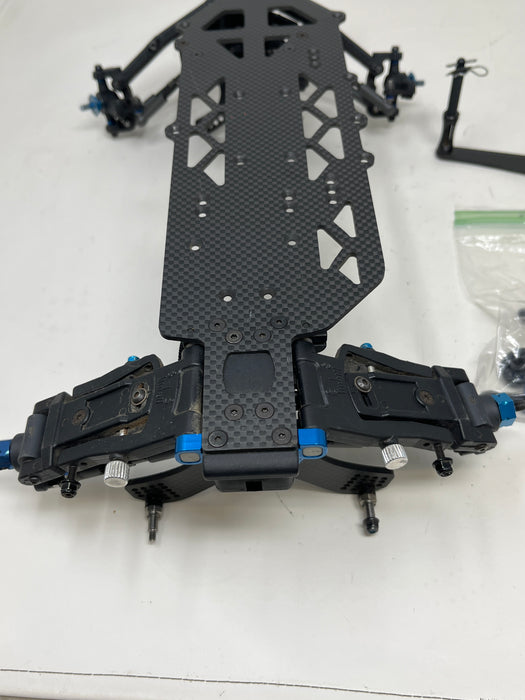 Used Five Seven Designs 2023 Paradigm Rubber tire sprint car with Podium Latemodel/EDM chassis included