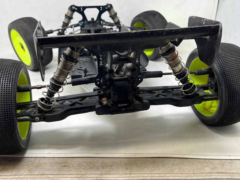 Used Xray XT8E'22