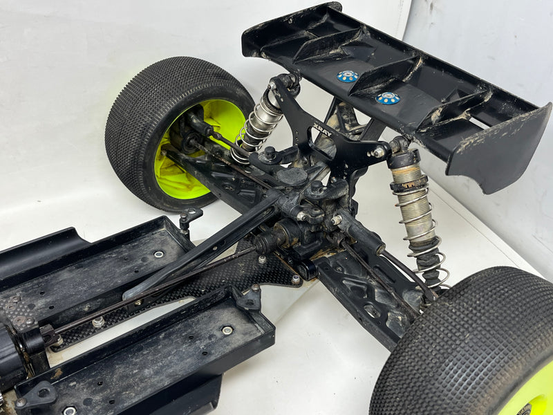 Used Xray XT8E'22