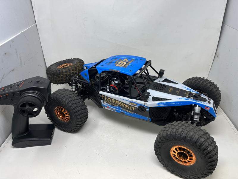 Used Losi Lasernut U4 buggy RTR with 4s battery