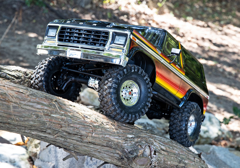 82246-4 Traxxas TRX-4 1979 Ford Bronco Clipless