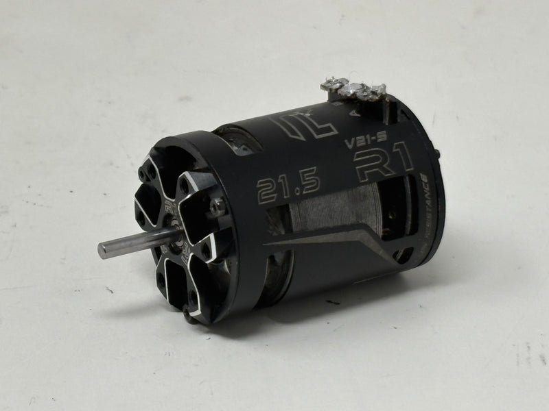 Used R1 21.5 V21S