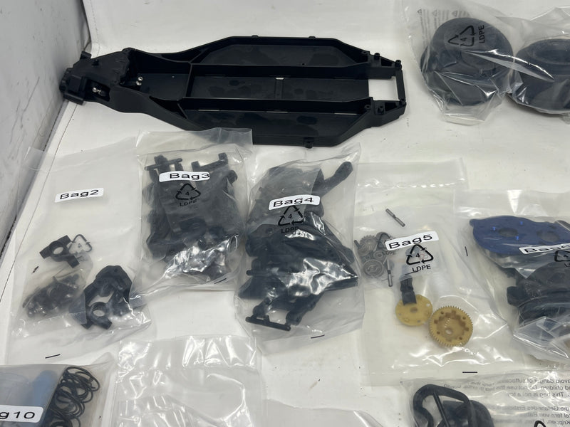 New Team Associated DR10 70027 build started