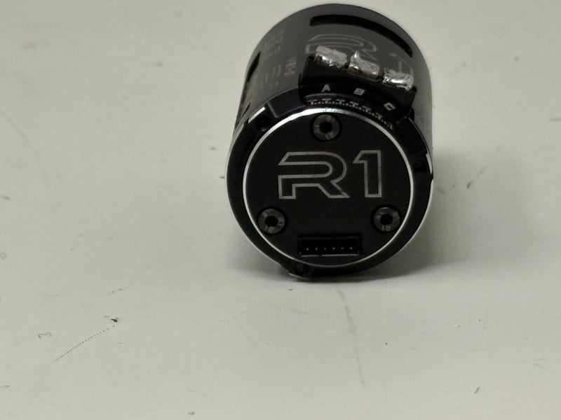 Used R1 25.5 V21-S