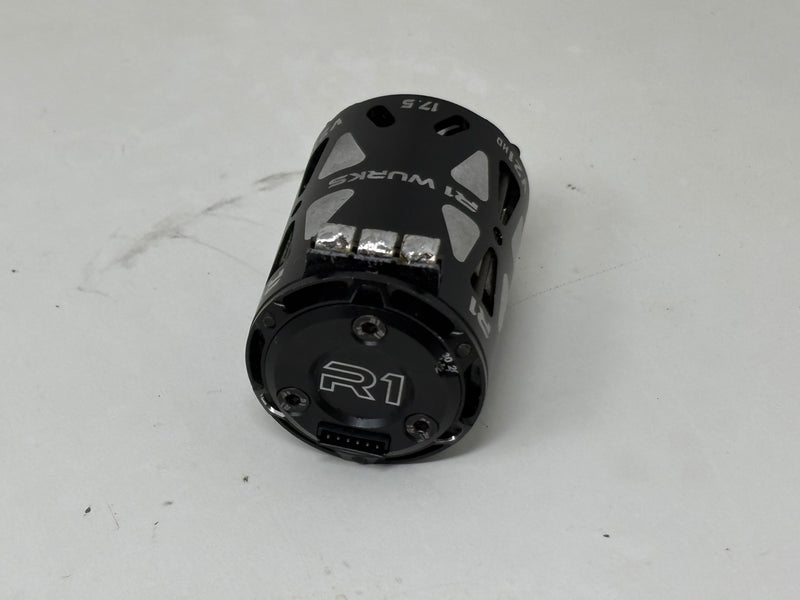 Used R1 17.5 V21HD