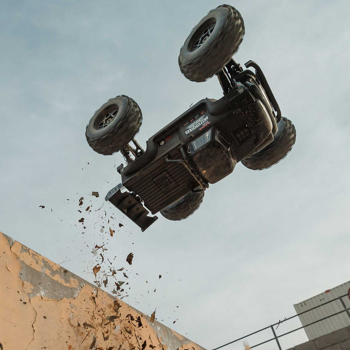 ARA8611V6T Arrma 1/8 NOTORIOUS 6S 4X4 RTR Brushless Stunt Truck, Black