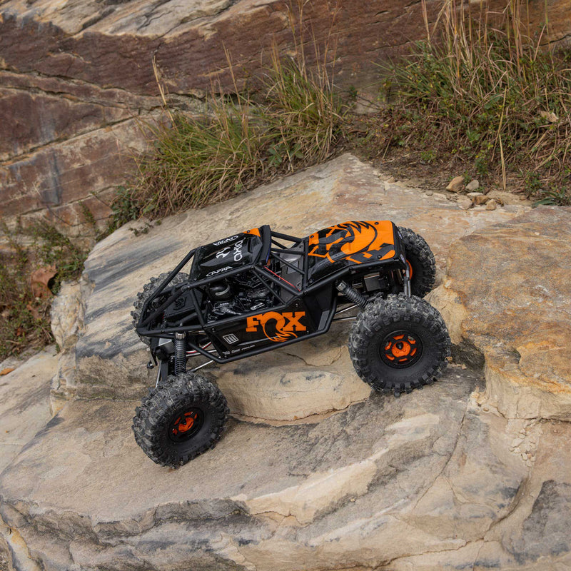 AXI-1543T1 Axial 1/10 UTB10 Capra 1.9 4WS 4X4 Unlimited Trail Buggy Brushed RTR, Orange