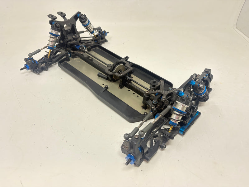 Team Associated RC10 B74