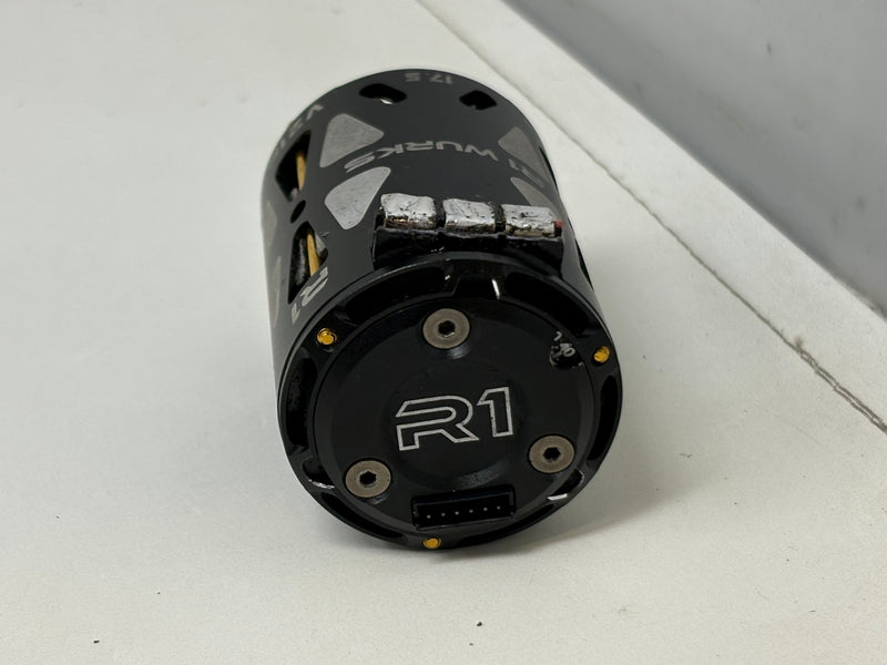 Used R1 17.5 V21 HD