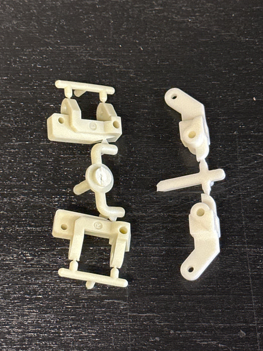 NEW TEAM ASSOCIATED RC10 JAY HALSEY EDITION Steering blocks and caster blocks