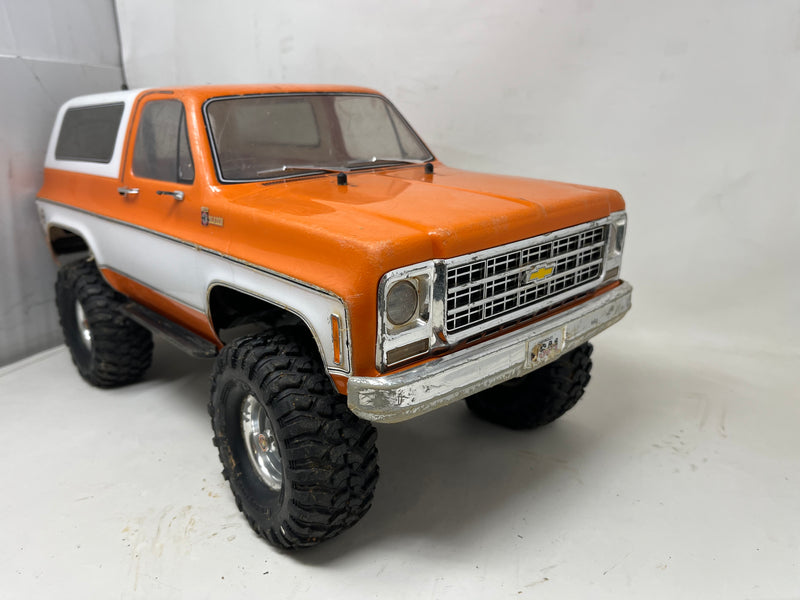 Used Traxxas TRX4 Blazer Orange/White RTR