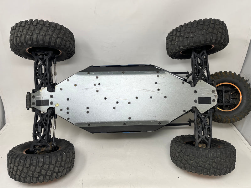 Used Losi Lasernut U4 buggy RTR with 4s battery