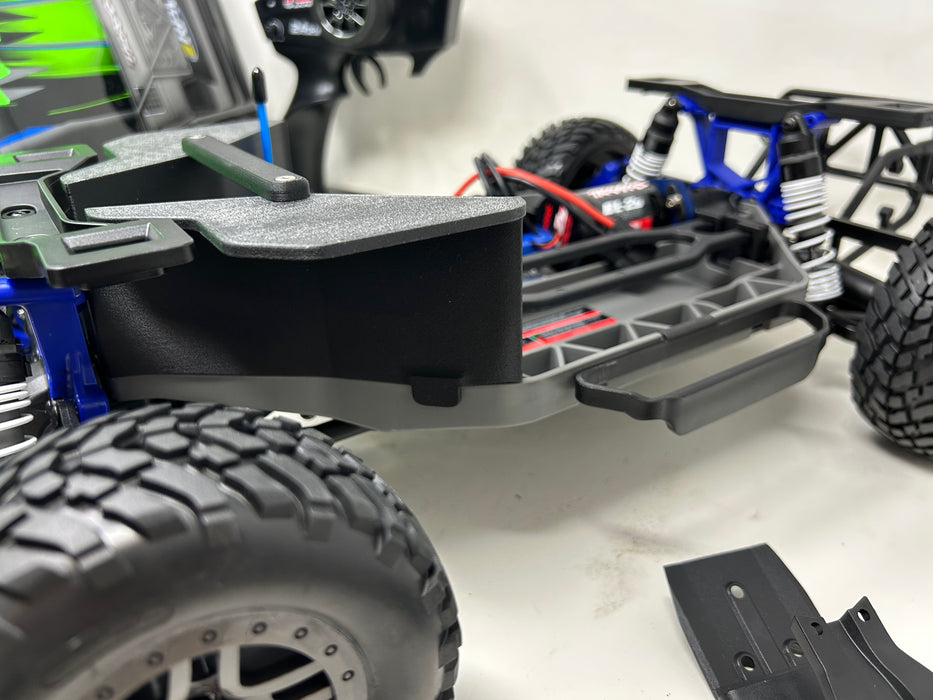 Used 68154-4 Slash 4X4 BL-2s: 1/10 Scale 4WD Short Course Truck