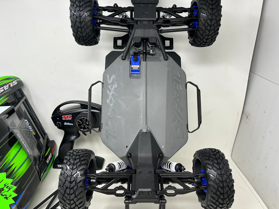 Used 68154-4 Slash 4X4 BL-2s: 1/10 Scale 4WD Short Course Truck