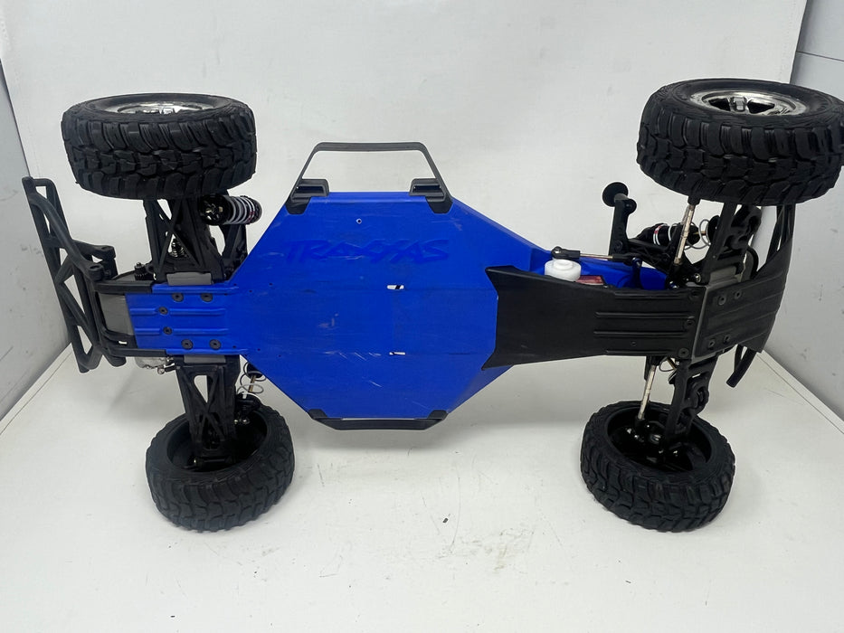 Traxxas Slash LCG 2WD Carpet Race Truck (Used)