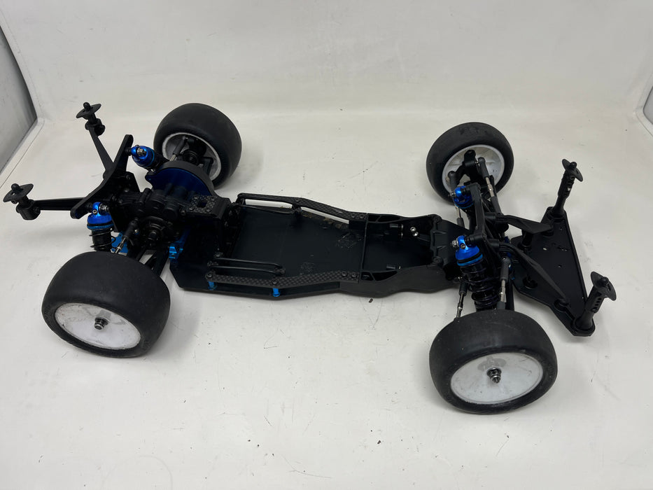Used 70032 Team Associated SR10M 1/10 2WD Electric Dirt Oval Team Kit