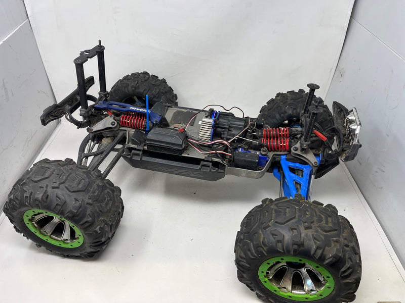 Used 1/10th Traxxas Summit Roller