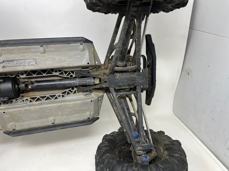 Used 1/10th Traxxas Summit Roller