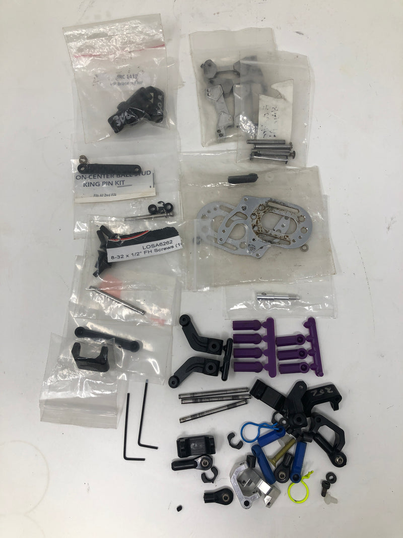 Lot of Terminator Putnam Vintage Dirt Oval B-3 Machine Caster Blocks & Other Parts
