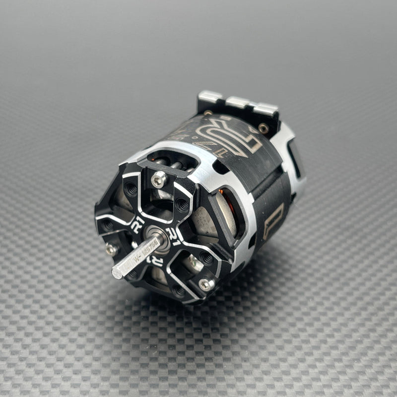 020182 R1WURKS V30 17.5T (ROAR October 2025 Motor)