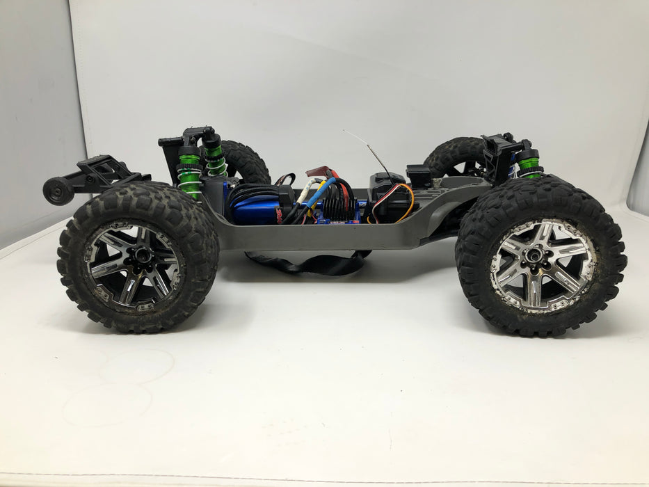 Used Traxxas 4x4 Rustler VXL