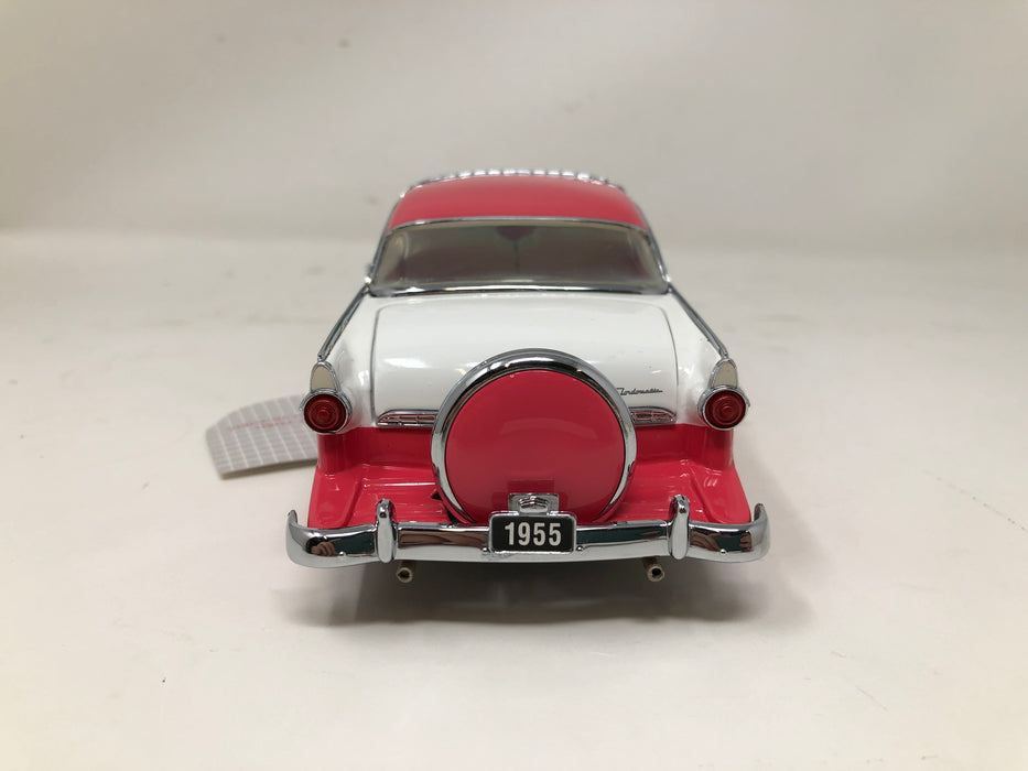 B11TQ13 1/24 Scale Franklin Mint Precision Models 1955 Ford Crown Victoria