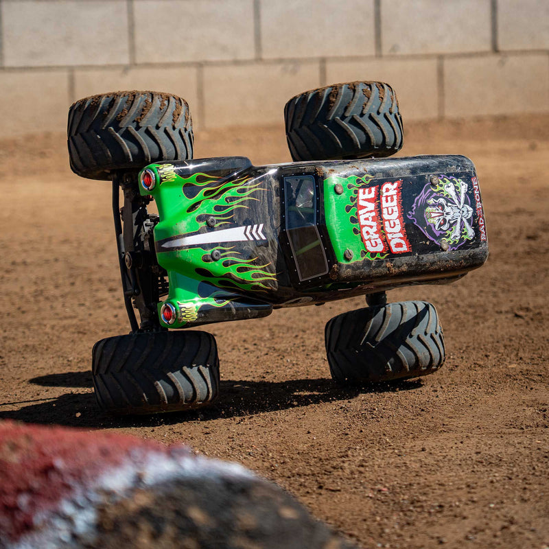 LOS04028T1 LOSI 1/8 LMT 2.0 Grave Digger 4X4 Solid Axle Brushless Monster Truck RTR, Green