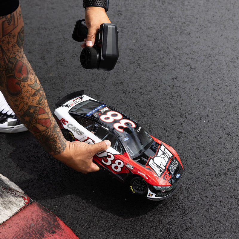 LOS1122638 Losi 1/12 Losi NASCAR 2026 Zane Smith No. 38 Ford Mustang (Battery & Charger Included)