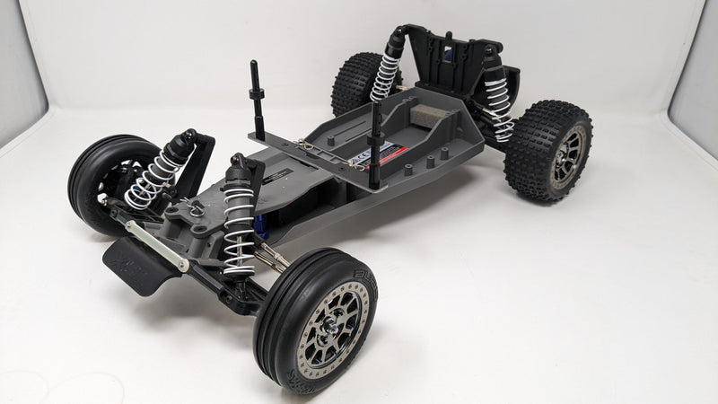 997 RC Raceway Mini Mudboss Front Body Mount Plate